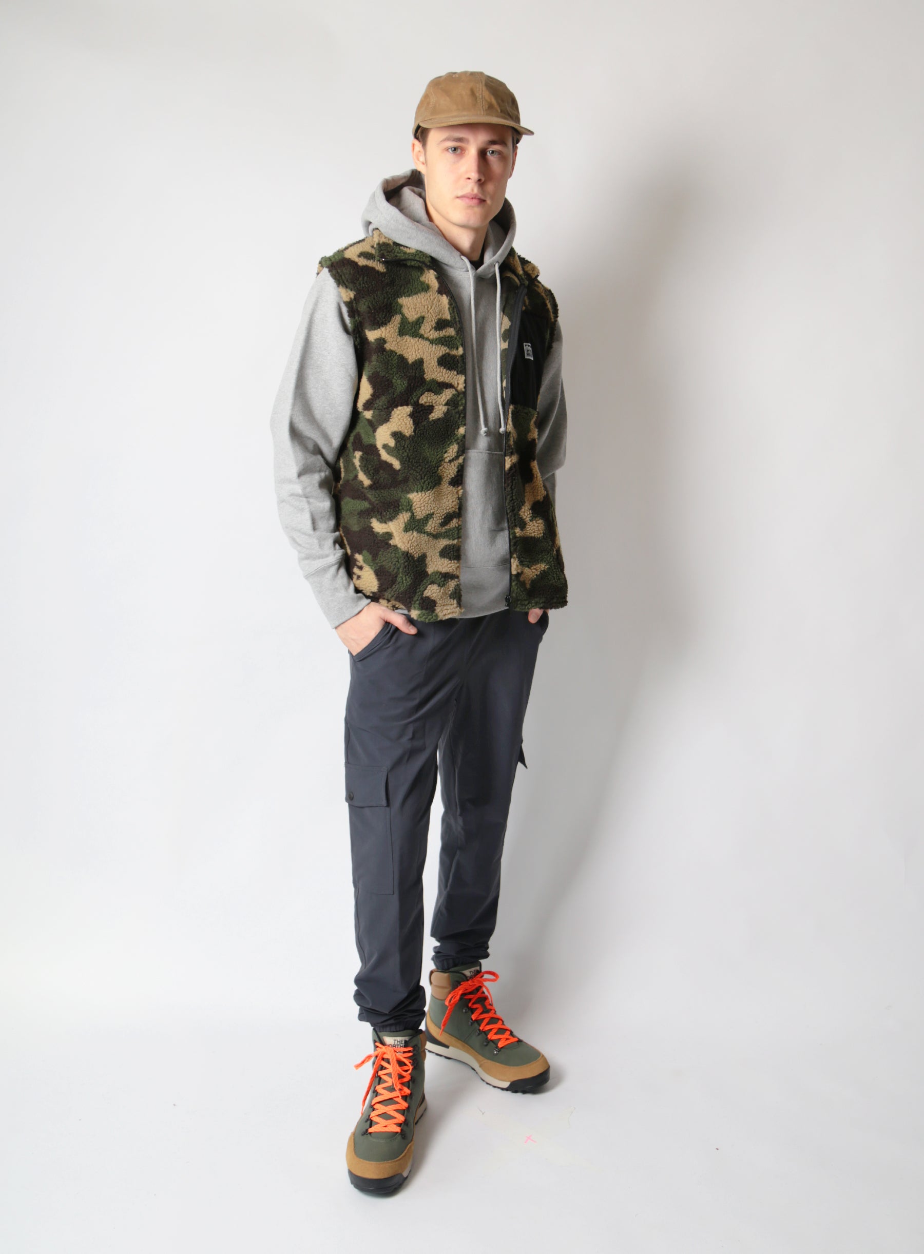 Alpine Sherpa Vest - Classic Camo