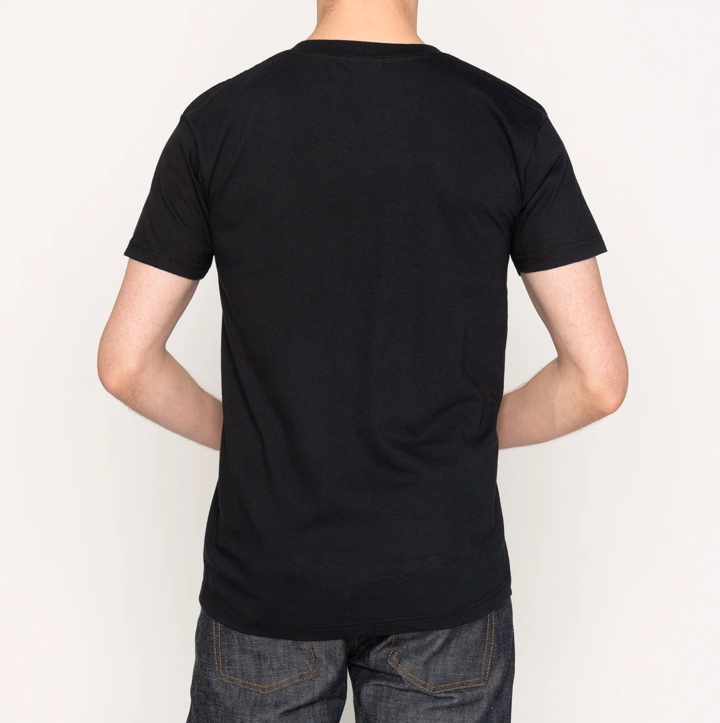 Pocket Tee - Black - Cream Bell Flowers