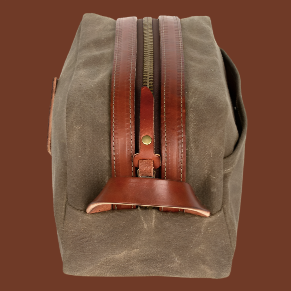 Bradley Mountain - Dopp Kit - Field Tan